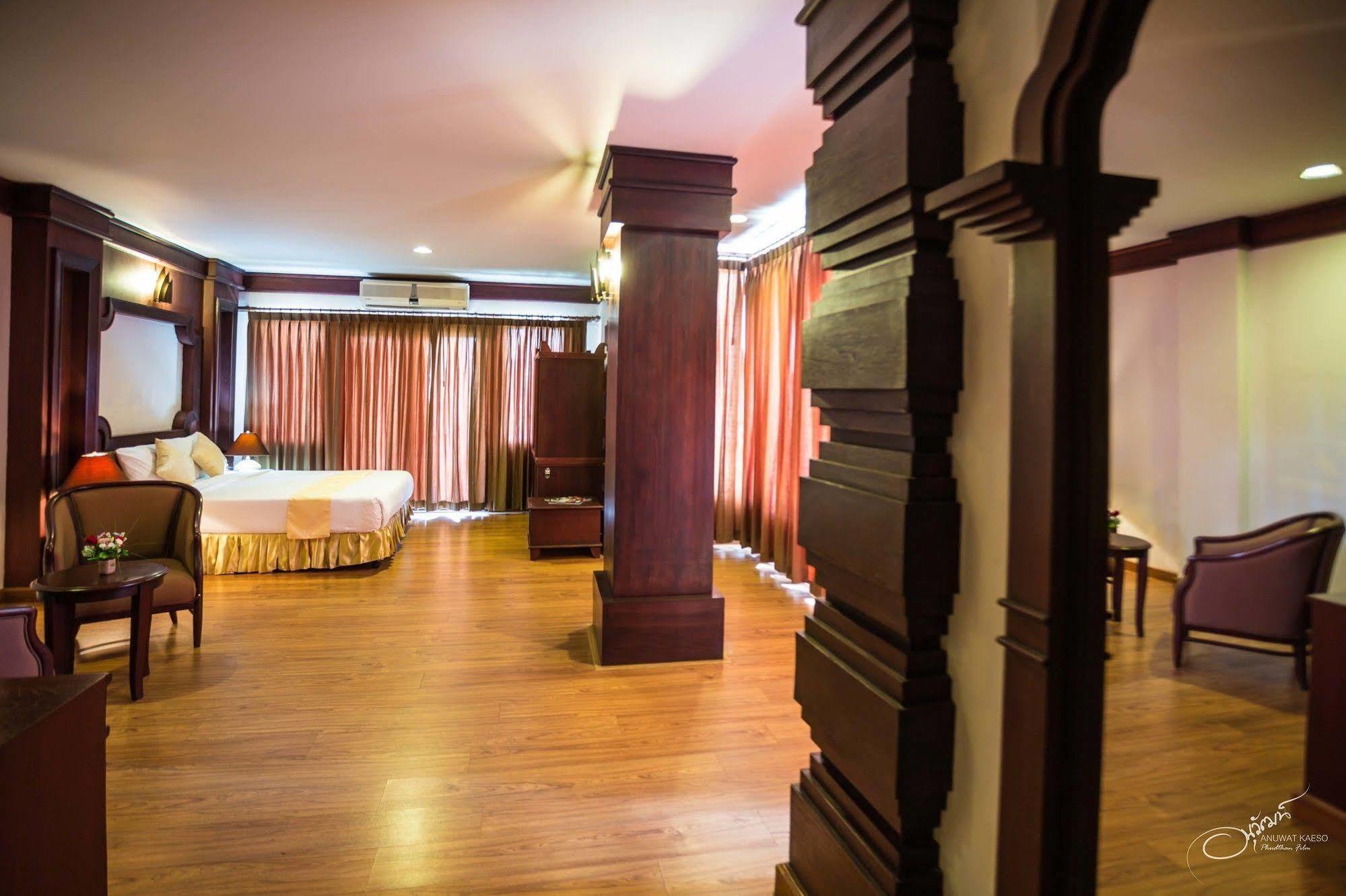 Hotel Gassan Legacy Golf Club Lamphun Exterior foto